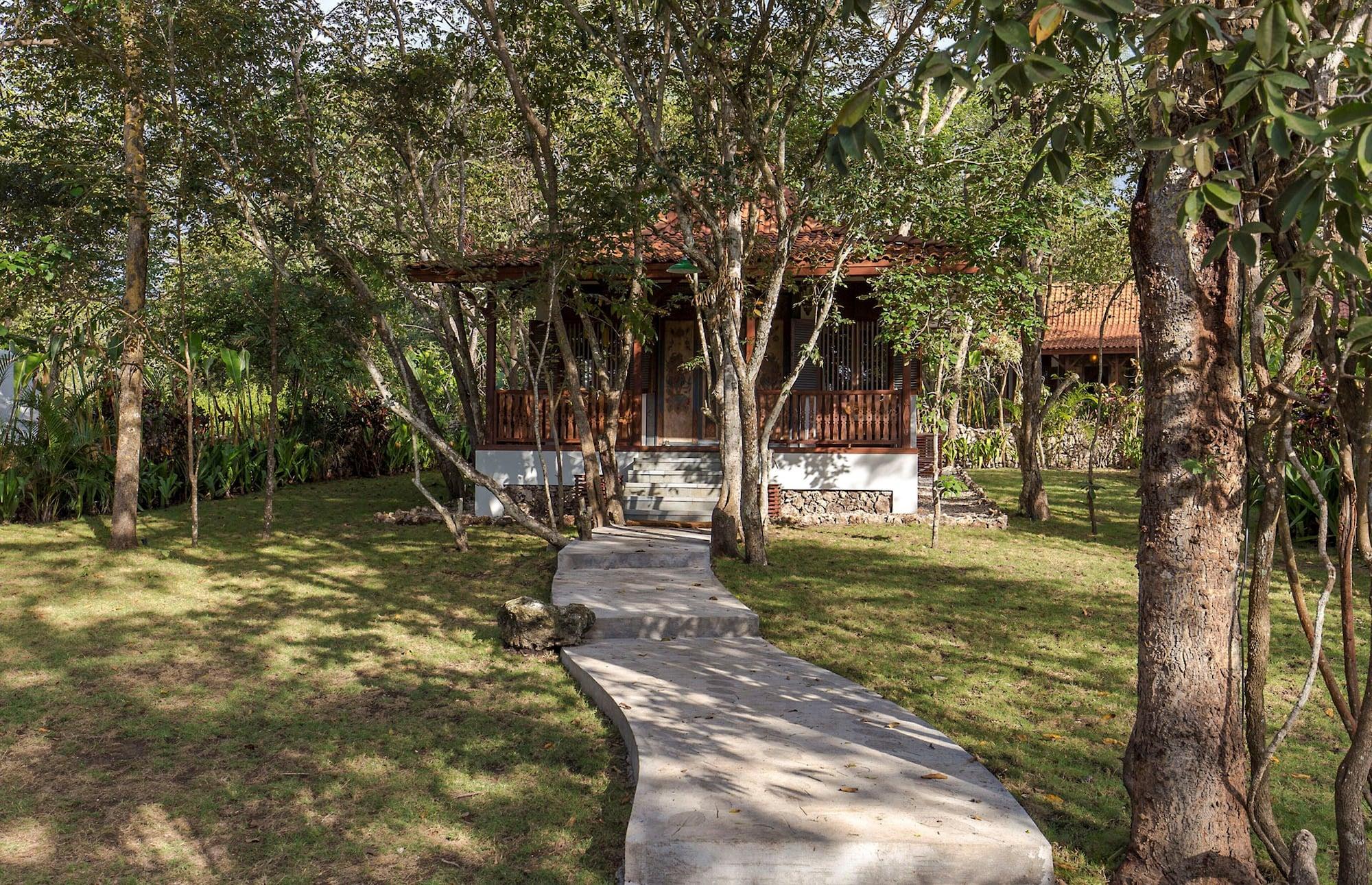 Plataran Menjangan Resort And Spa - Chse Certified Баньюведанг Экстерьер фото